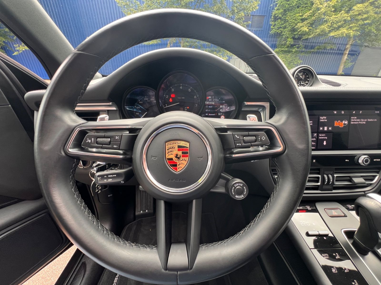 Porsche Macan III Exclusive - Samsaru's Car Outlet