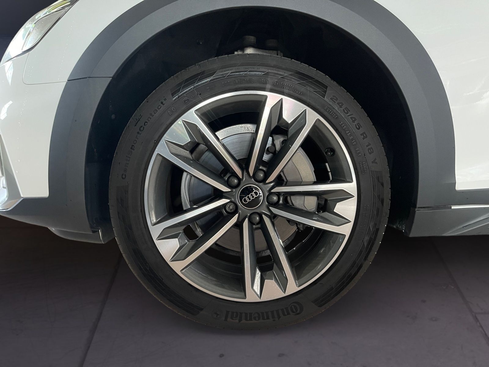 Audi A4 allroad Avant 2.0 TDI quattro AHK Standheizun