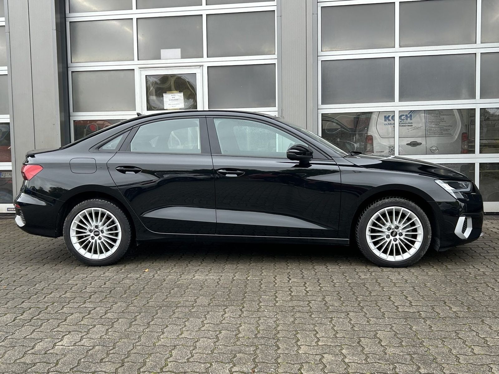 Audi A3 Limousine 2.0 TDI / AHK / Virt. Cock