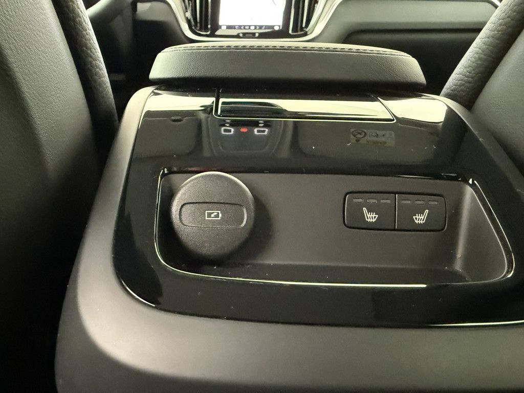 Volvo V60 Plus Dark Plug-In Hybrid ACC STANDHZ 360°