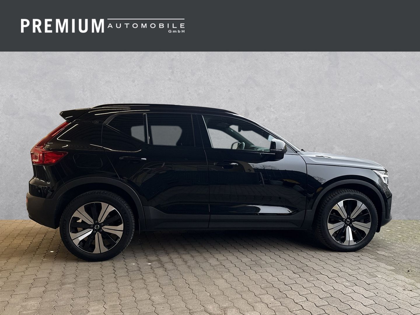 Volvo XC40 Ultimate Dark Recharge Plug-In Hybrid 2WD H