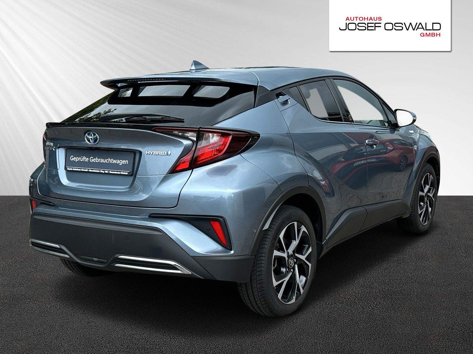 Toyota C-HR Hybrid - Samsaru's Car Outlet