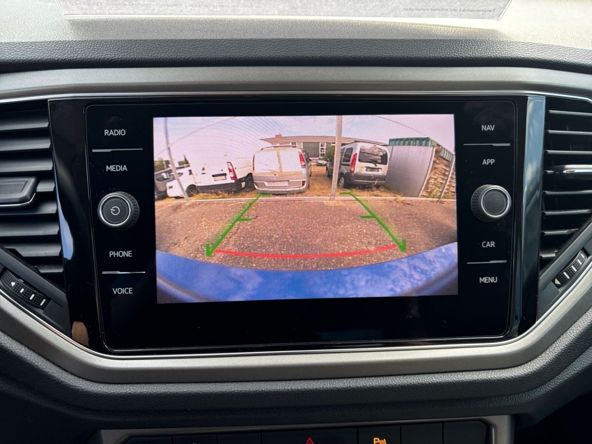 Volkswagen T-Roc 1.5 TSI Style - Samsaru's Car Outlet