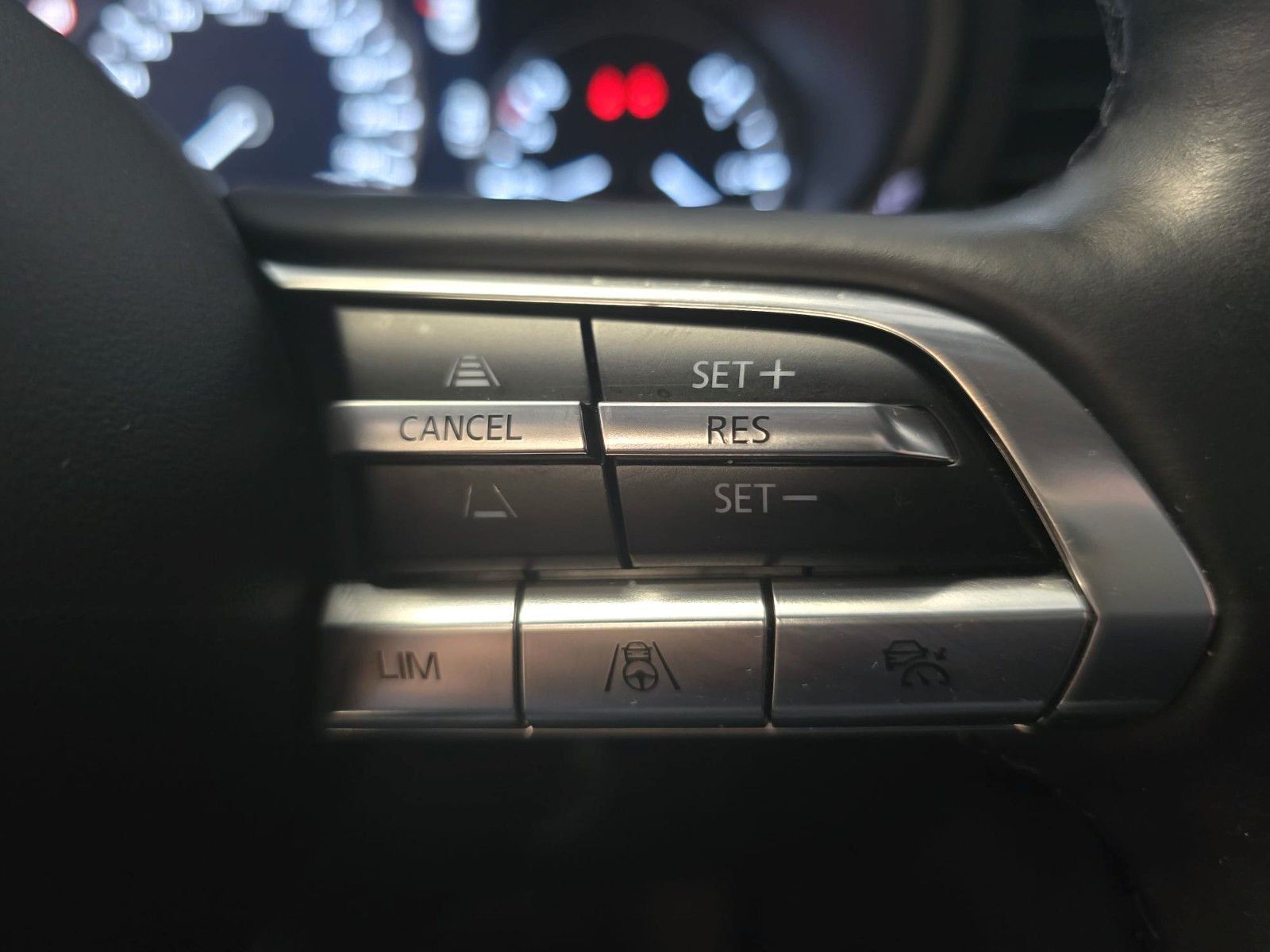 Mazda 3 Lim. 4-trg. Selection *HUD*NAV*BOSE*360°
