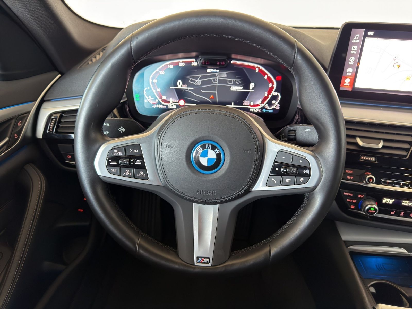 BMW 530e xDr LASER/HUD/CAM/PRIVACY/DAB/AMBI