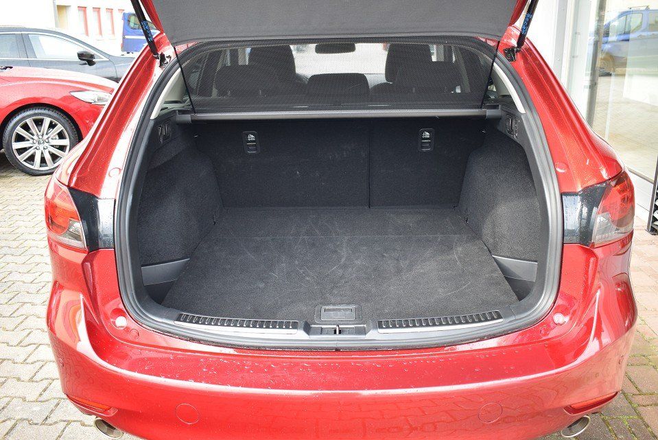 Mazda 6 2.5 194PS 6AG Exclusive-Line Bose Matrix-LED 3