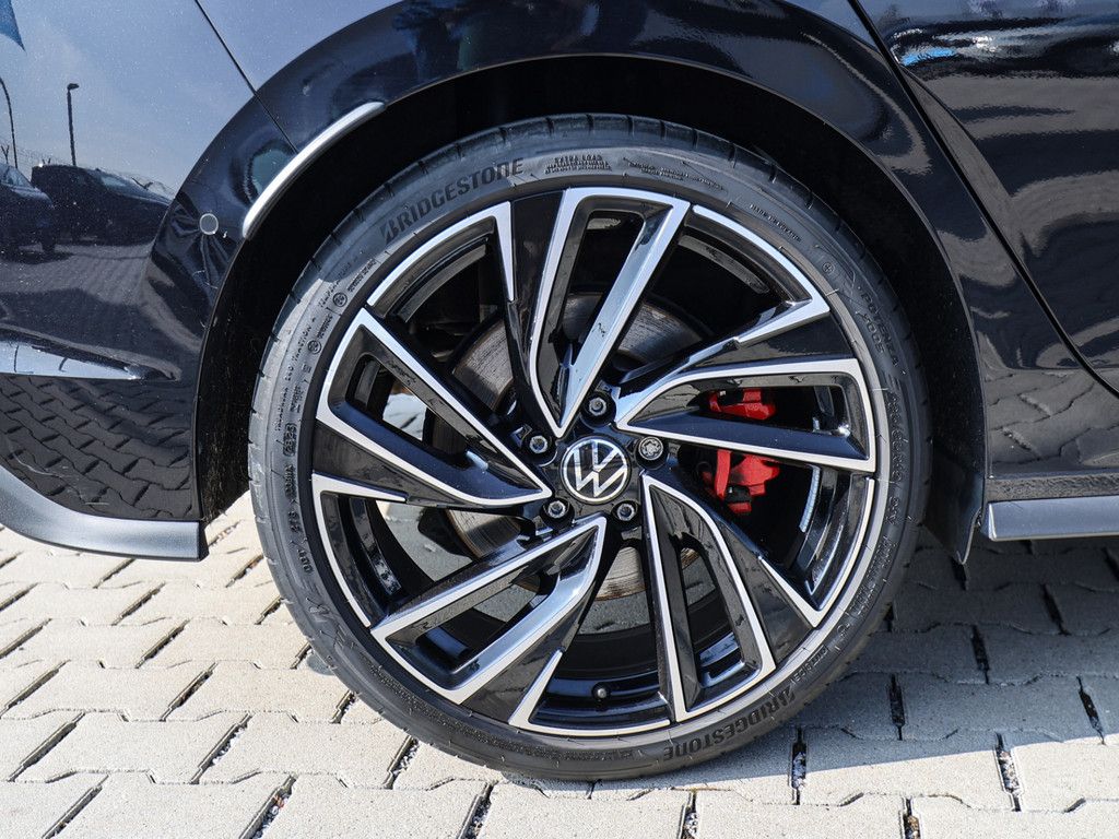 Volkswagen Golf VIII GTI Clubsport DSG - Samsaru's Car Outlet