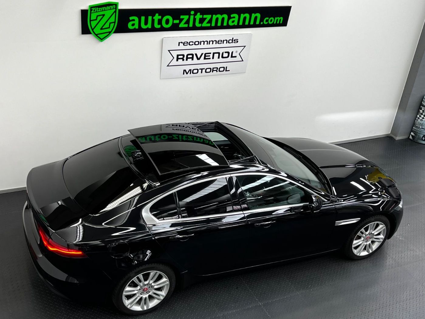 Jaguar XE S  AWD 4x4*LEDER*PANO*LED*NAVI*ACC*360°CAM*