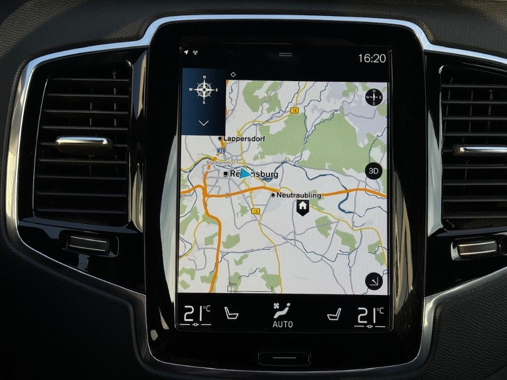 Volvo XC90 Inscription Expression Recharge Plug-In Hyb