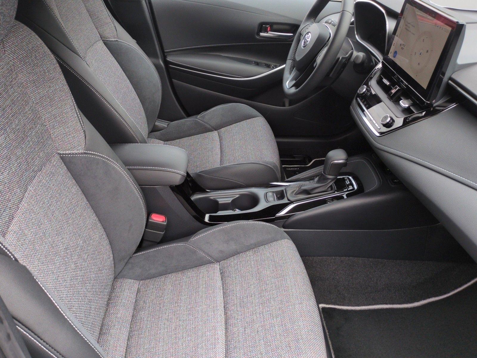 Toyota Corolla Touring Sports 1.8 Hybrid Teamplayer/LED