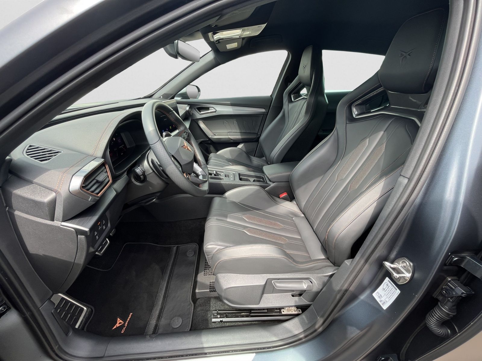 Cupra Formentor VZ 1.4 eTSI DSG - Samsaru's Car Outlet