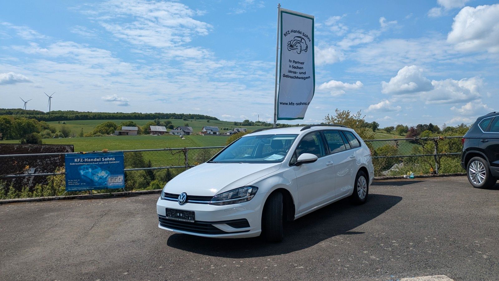 Volkswagen Golf VII Variant Trendline - Samsaru's Car Outlet