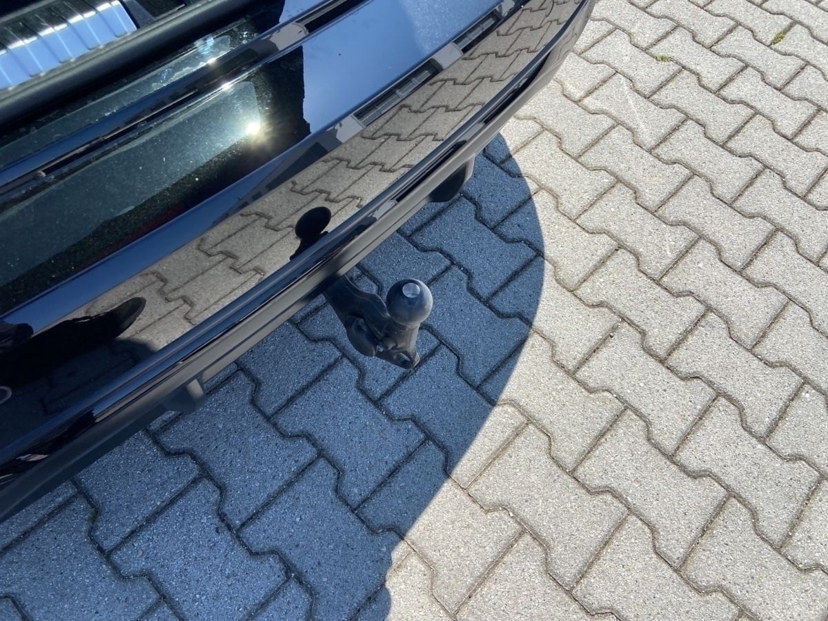 Audi A5 Avant TDI qu S tr S-line HUD Matrix 20 AHK