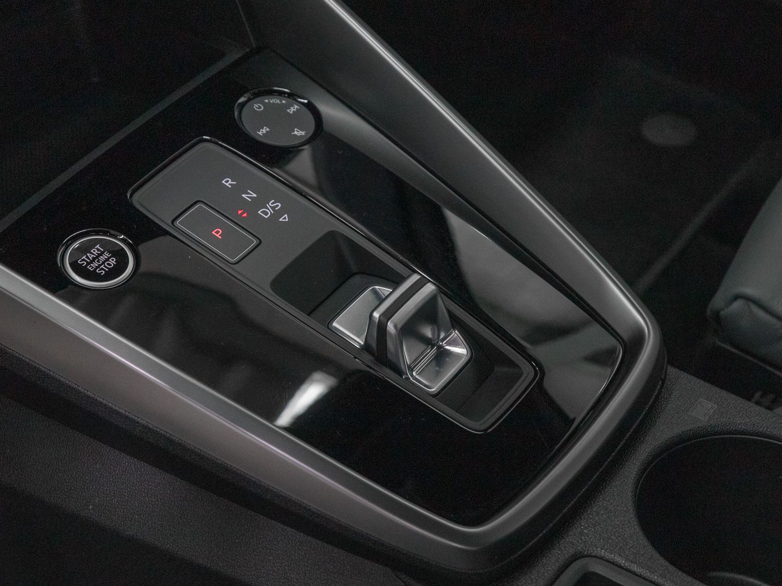 Audi A3 Sportback 40 TFSI e ADVANCED - Samsaru's Car Outlet