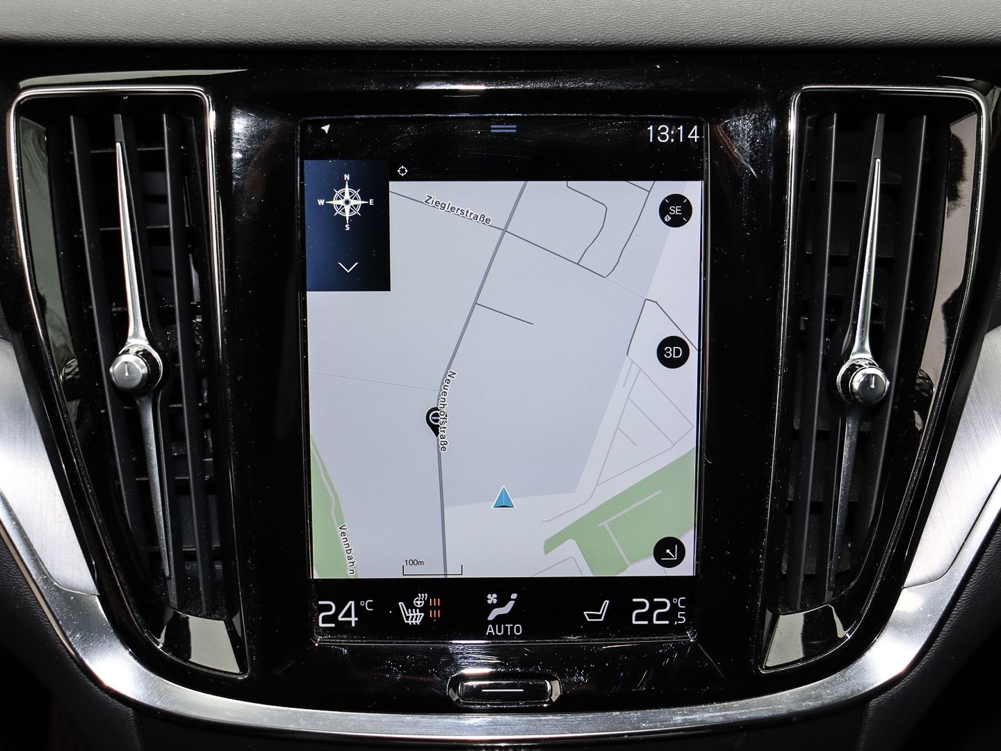 Volvo V60 Kombi Core Recharge Plug-In Hybrid AWD T6 Tw