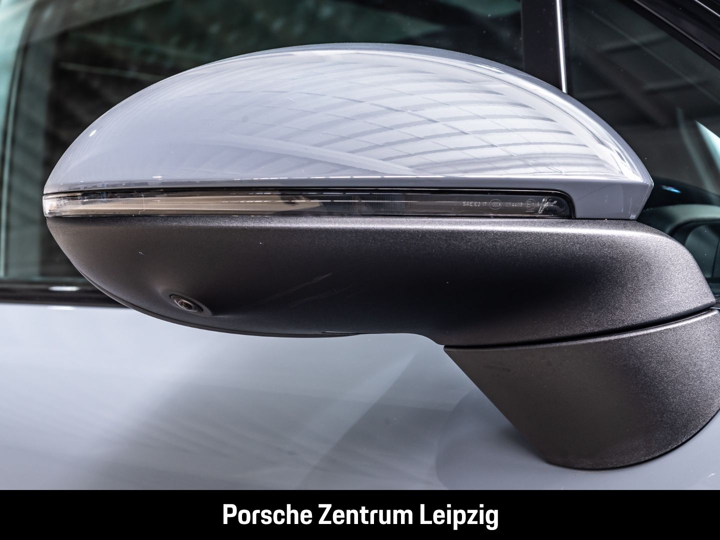 Porsche Cayenne S E-Hybrid HA-Lenkung InnoDrive Head-Up