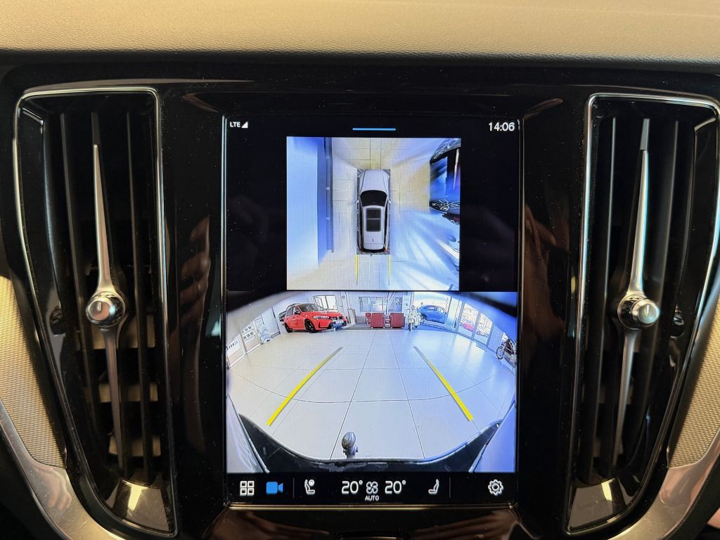 Volvo V60 T6 Plug-in Hybrid AWD Plus Dark +AHK+360°+WR