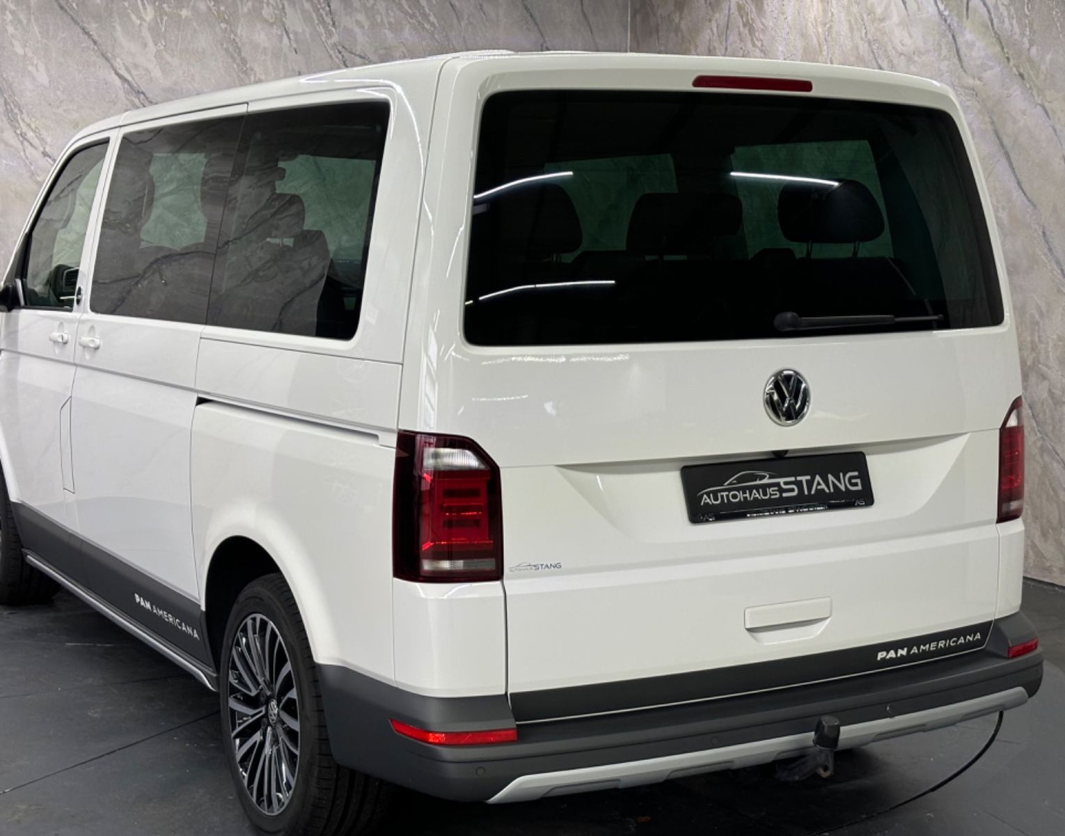 Volkswagen T6 Multivan PanAmericana - Samsaru's Car Outlet
