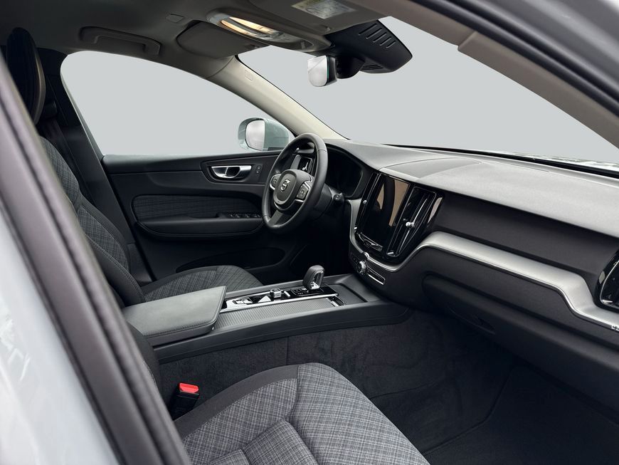 Volvo XC60 B5 B AWD Core