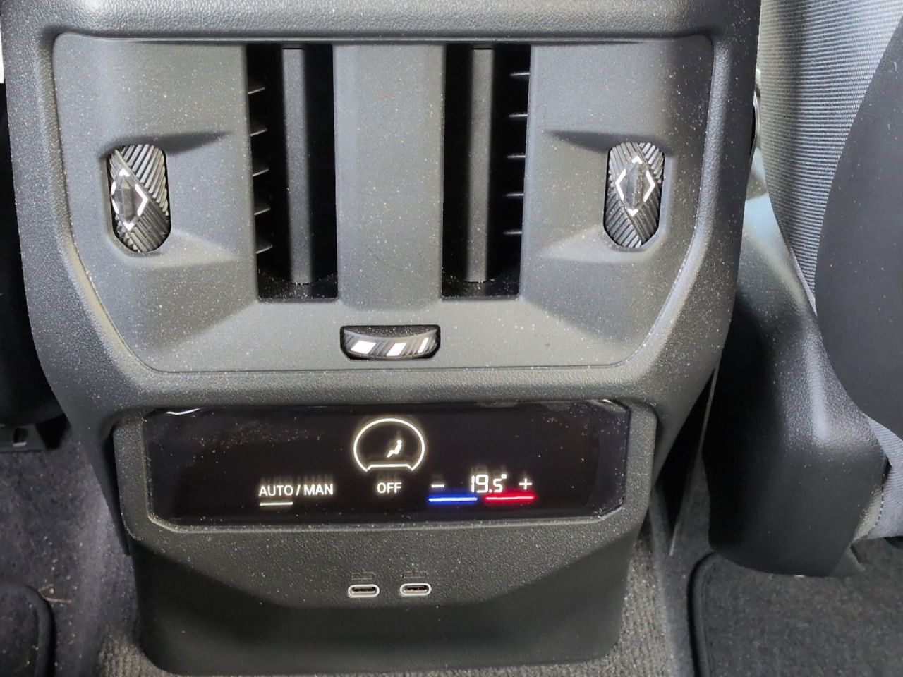 BMW X3 20d xDrive AdLED,AHK,360°,HUD,H/K,KomZu,St