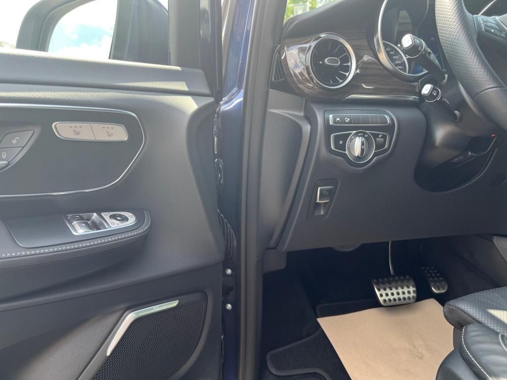 Mercedes-Benz V 250 d AVANTGARDE EDITION - Samsaru's Car Outlet