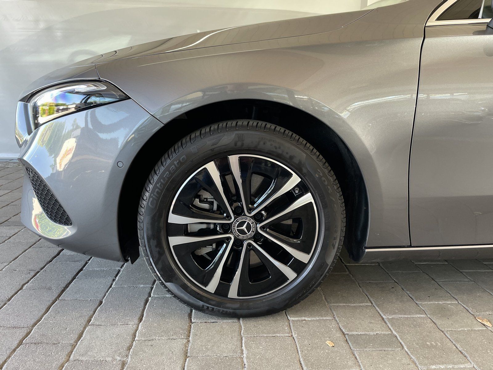 Mercedes-Benz A 250 e ProgrLine - Samsaru's Car Outlet