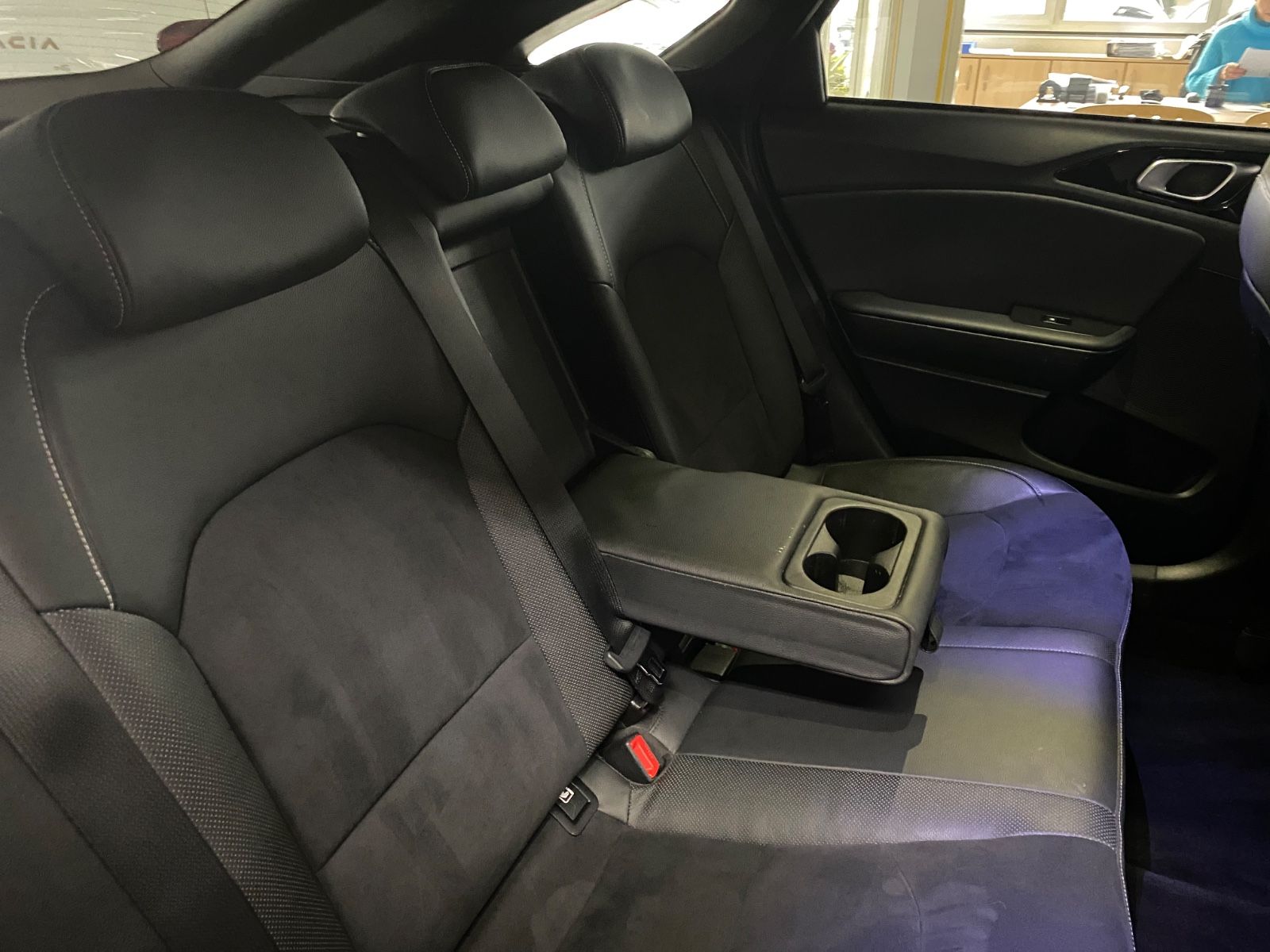 Kia pro cee'd / ProCeed - Samsaru's Car Outlet