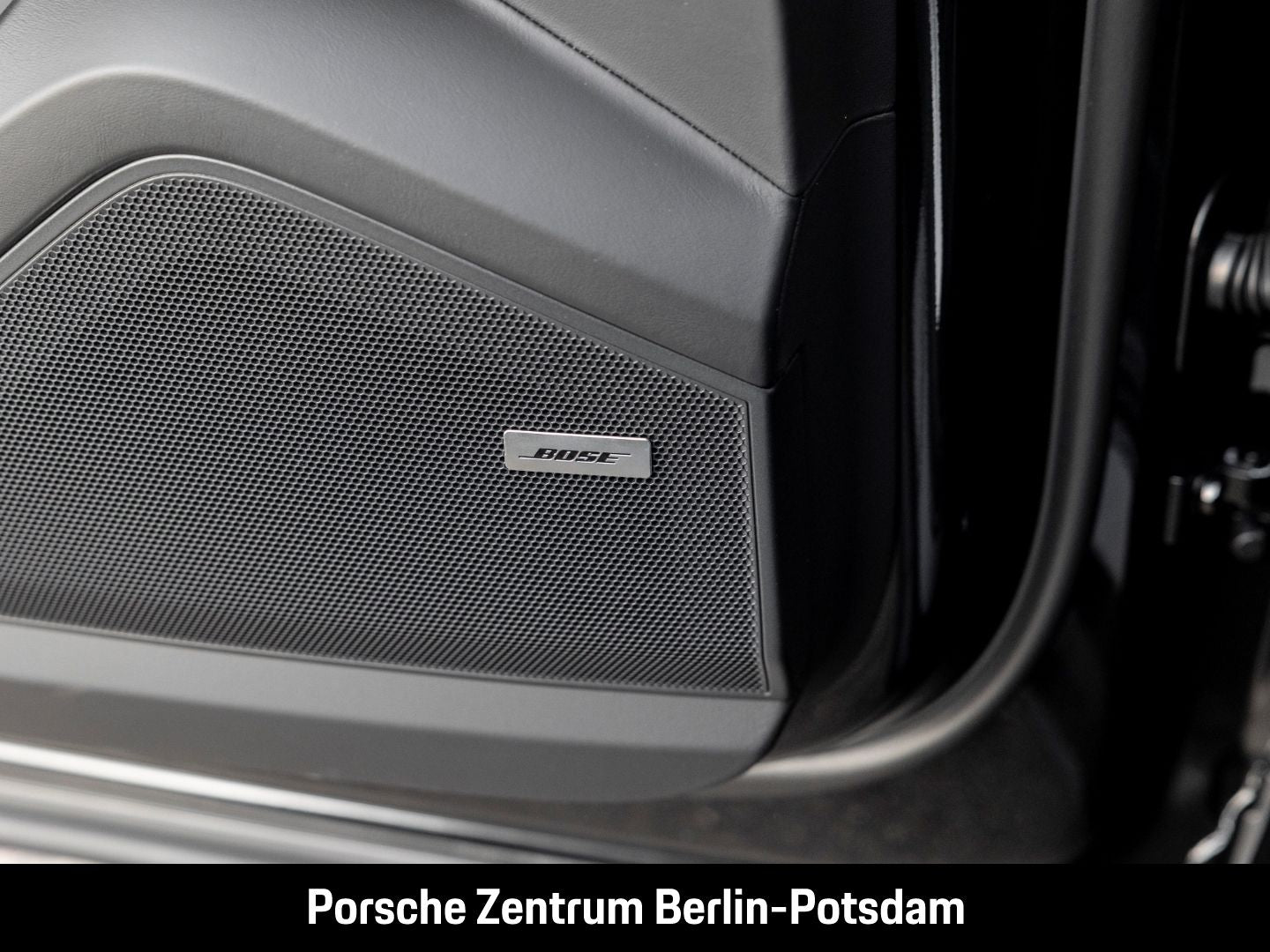 Porsche Cayenne E-Hybrid BOSE LED-Matrix Surround View