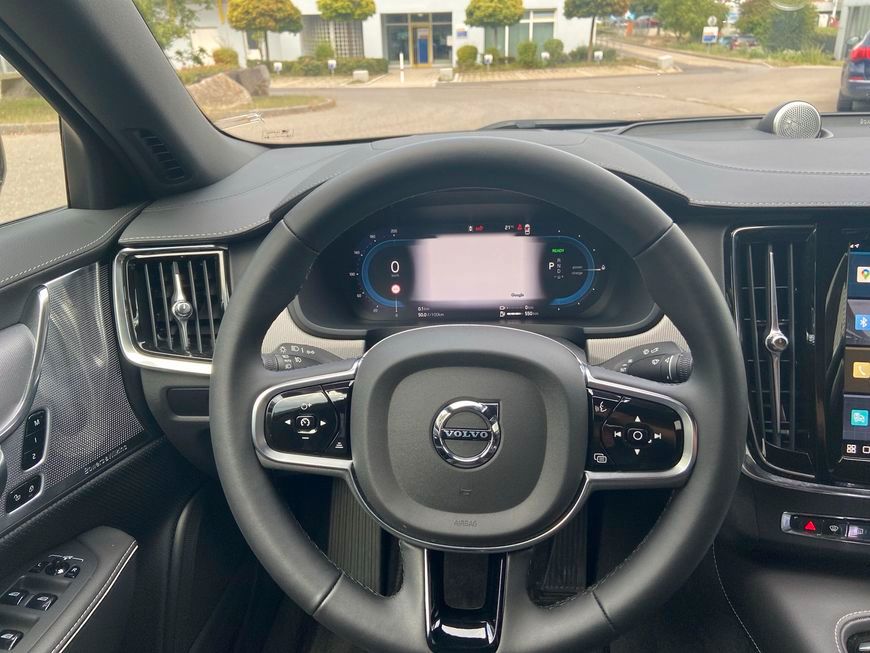 Volvo S90 T8 Recharge AWD Ultimate Dark