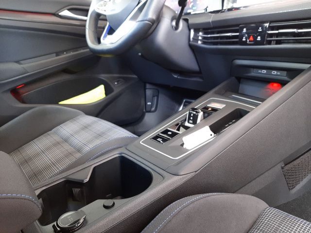 Volkswagen Golf GTE 1.4 eHybrid - Samsaru's Car Outlet