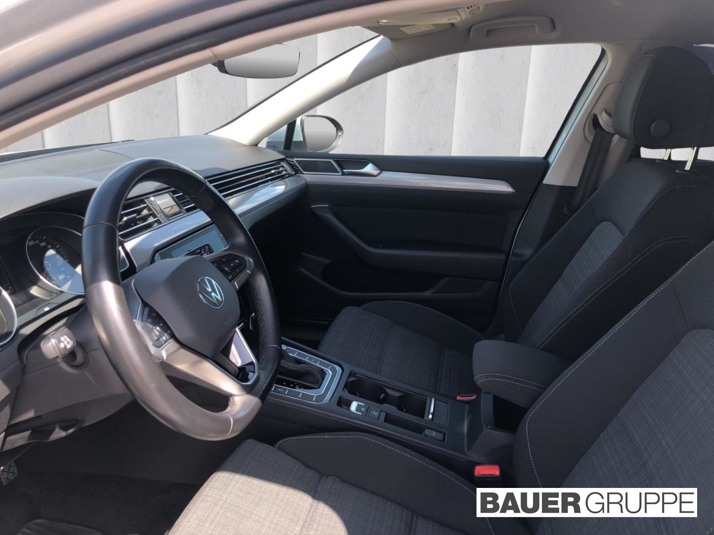 Volkswagen Passat Variant 2.0 TDI - Samsaru's Car Outlet