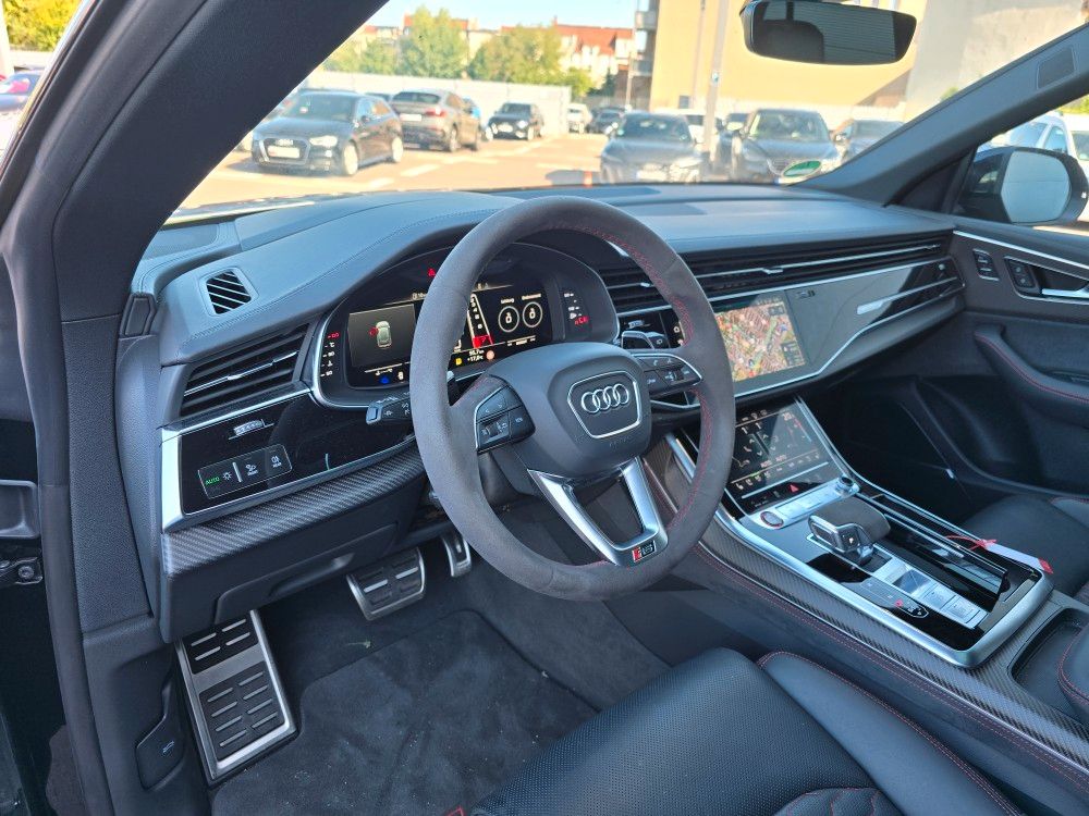 Audi RSQ8 AHK PANO KERAMIK LEDER UPE 175T