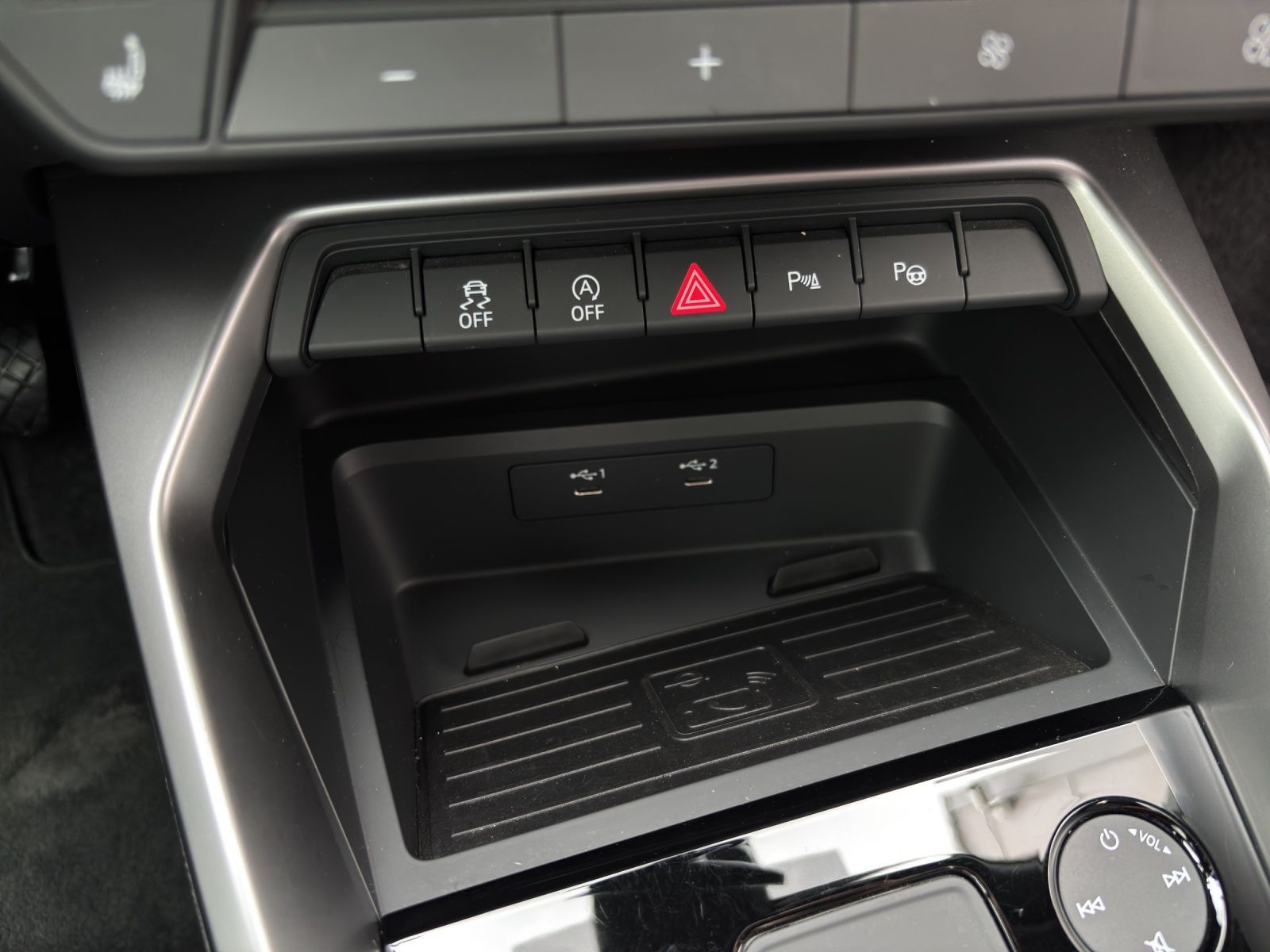 Audi A3 Sportback 35 TFSI S tronic S LINE *PANO*AHK*