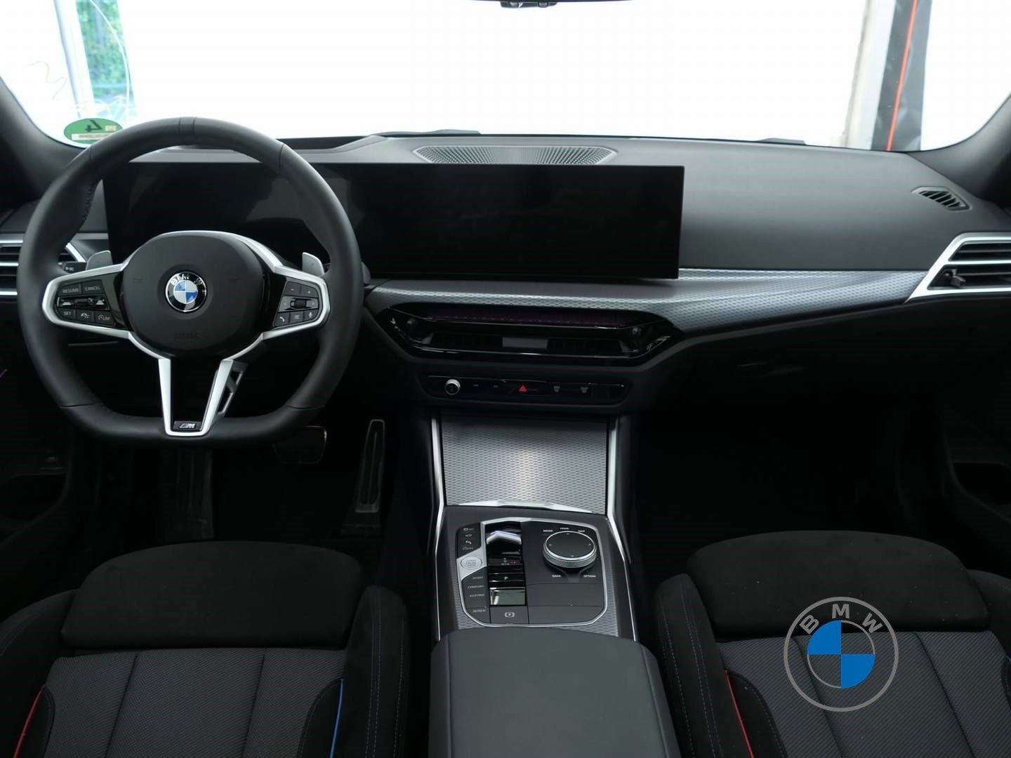 BMW 330i xDrive Touring M Sport 19" AHK Pano HIFI