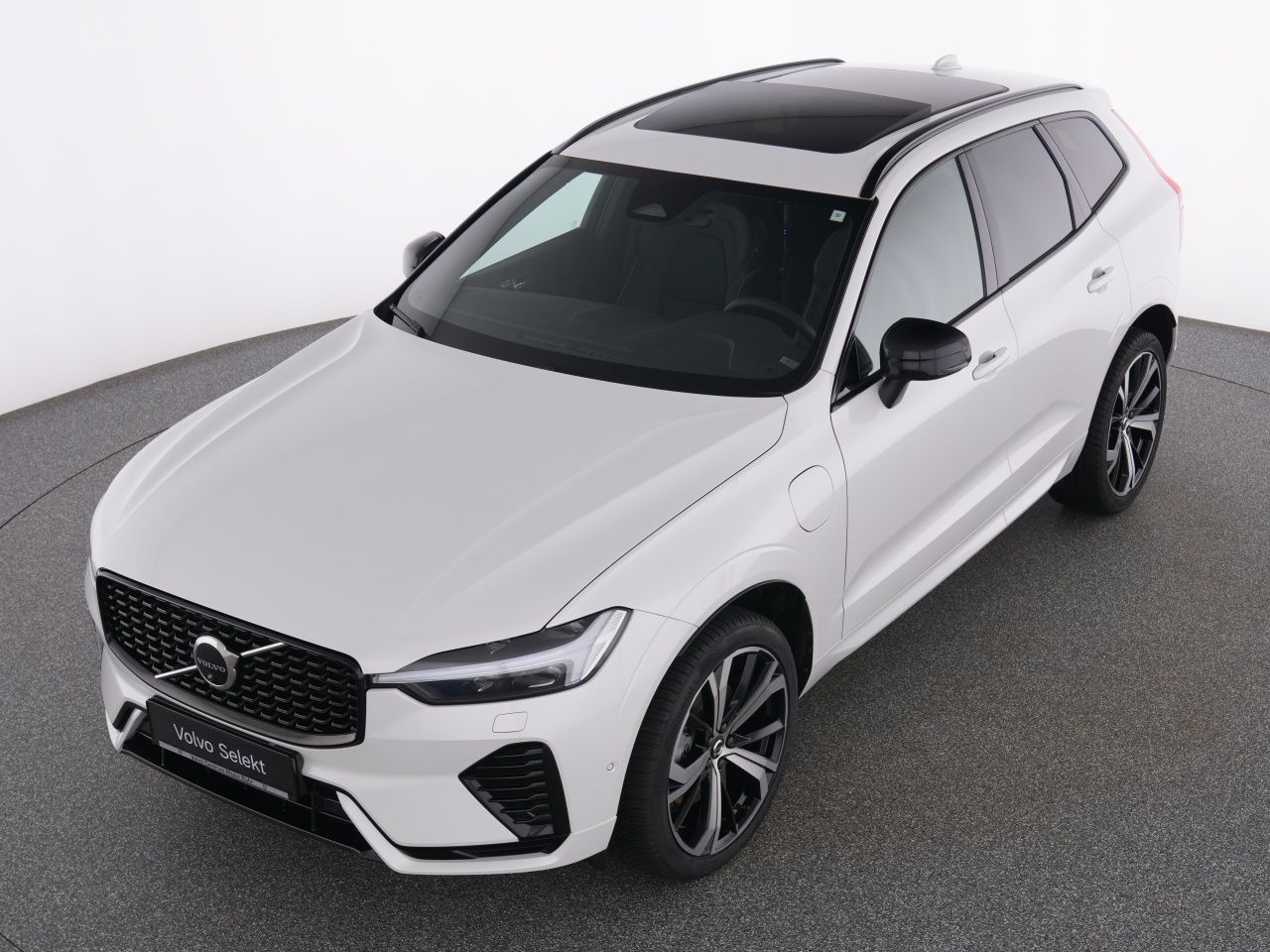 Volvo XC60 T6 Recharge PLUS DARK LICHTPAK+360°+PANO