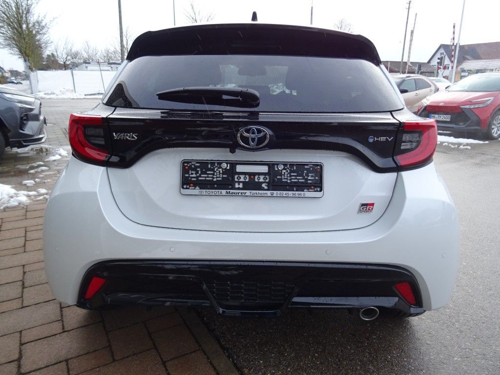 Toyota Yaris Hybrid 130 1.5 VVT-i GR SPORT