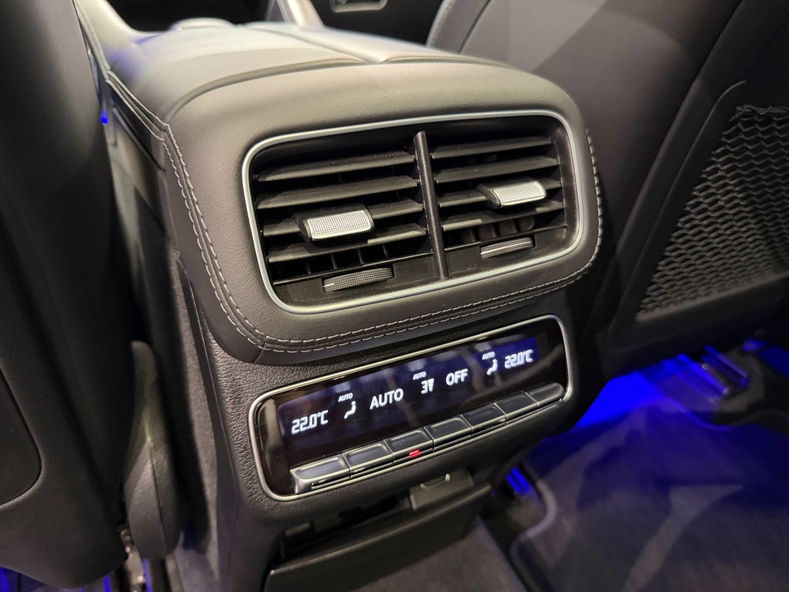 Mercedes-Benz GLE 63 S AMG 4Matic+ PANO+HEAD-UP+360KAM+LUFTFED