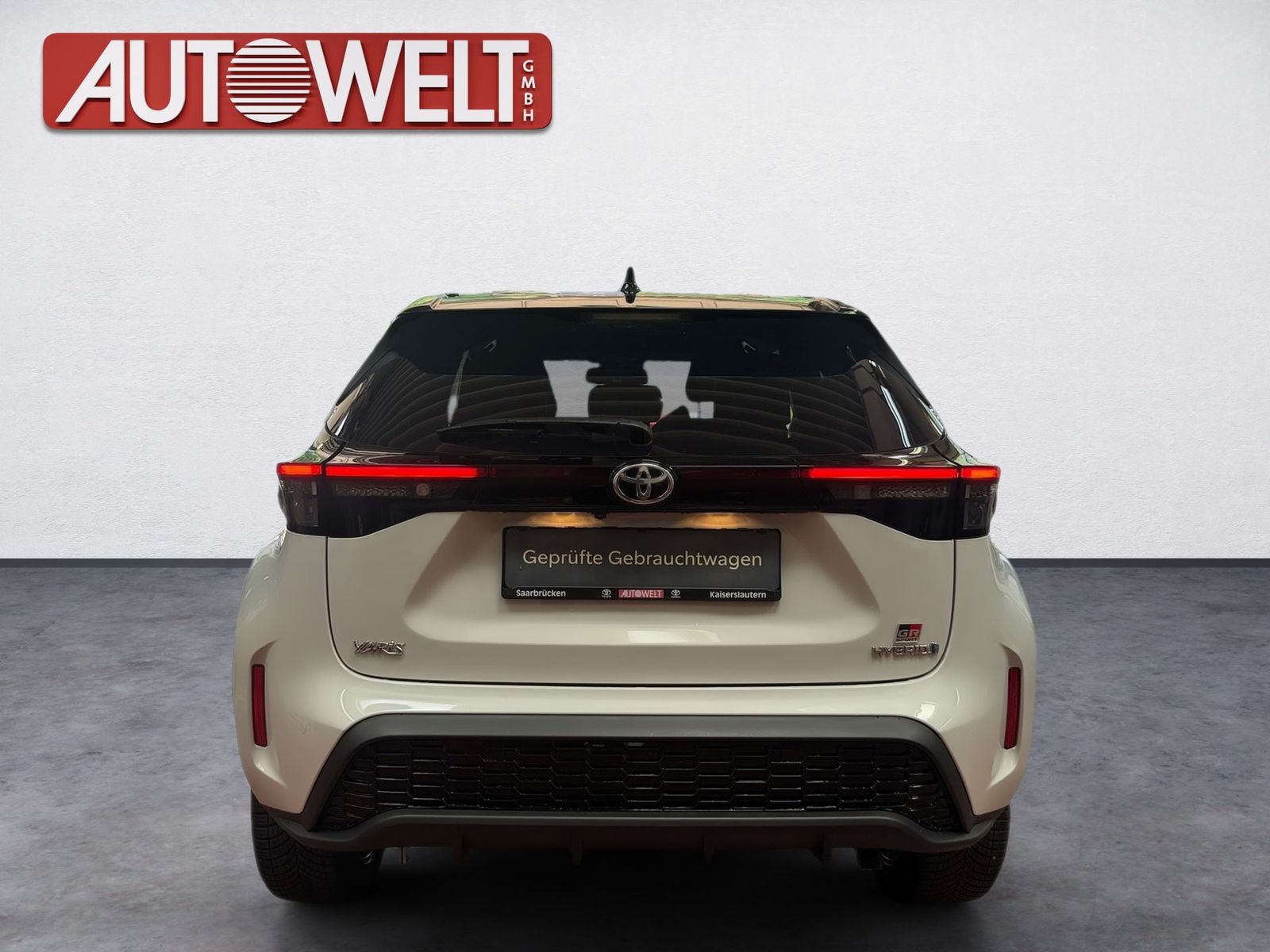 Toyota Yaris Cross 1.5 GR Sport HUD,KlimaA,LED,LM 18