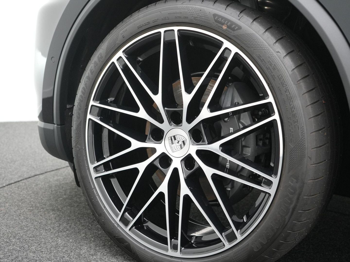 Porsche Macan 4