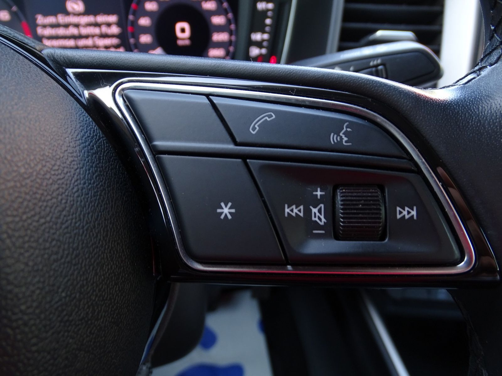 Audi A1 30 Sportback 1.0.TFSI - Samsaru's Car Outlet