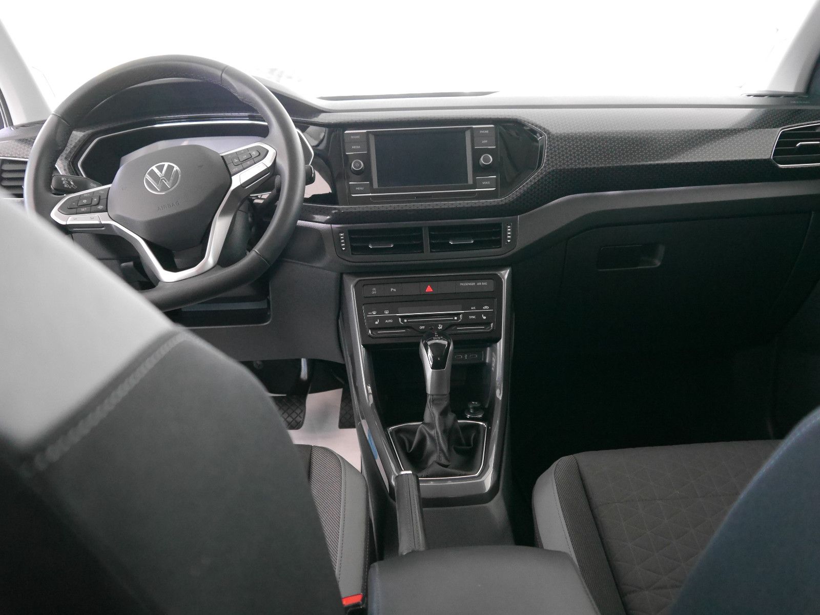 Volkswagen T-Cross Style - Samsaru's Car Outlet