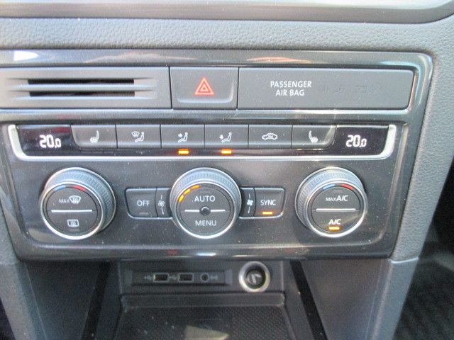 Volkswagen Golf Sportsvan VII Comfortline - Samsaru's Car Outlet