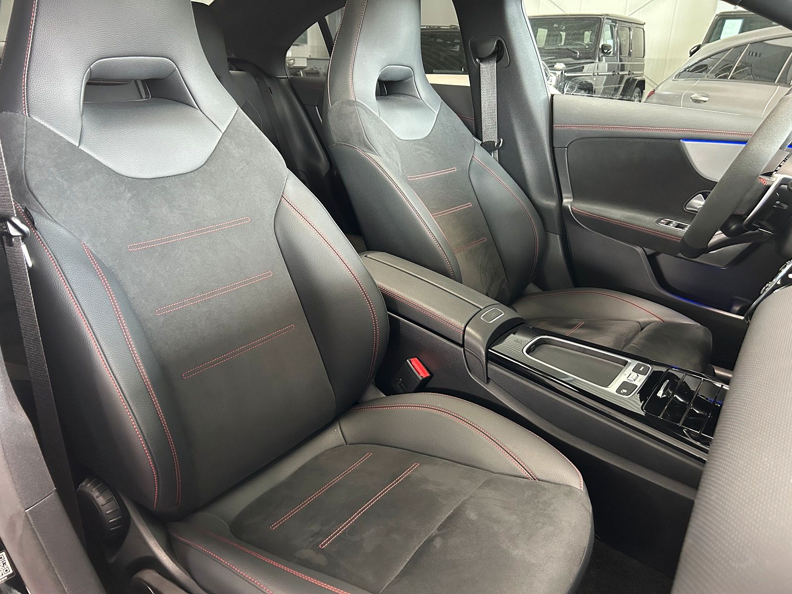 Mercedes-Benz CLA 35 AMG 4M - Samsaru's Car Outlet