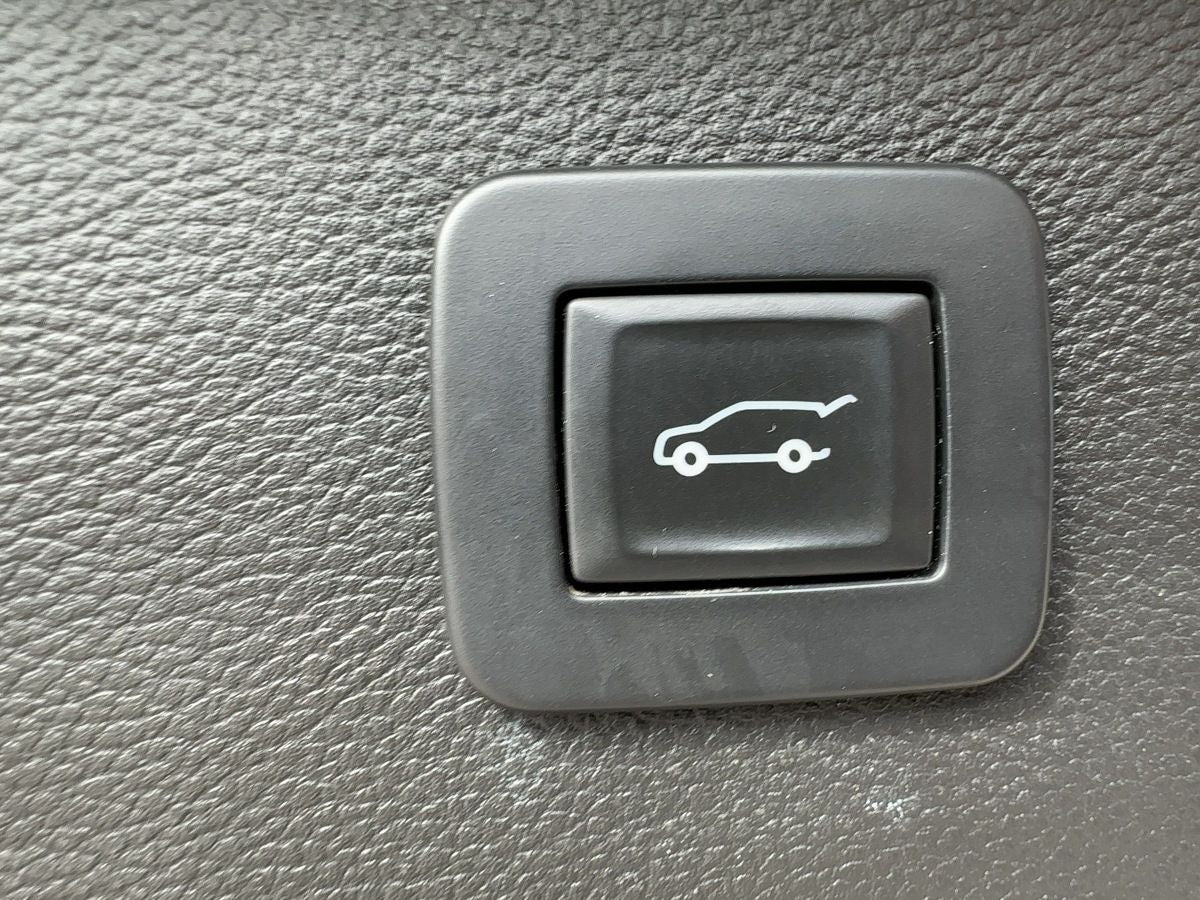 Opel Astra K 1.5 D Ultimate - Samsaru's Car Outlet