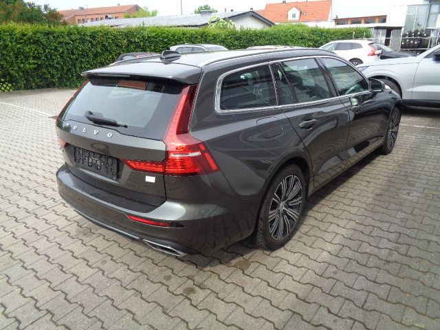 Volvo V60 Inscription Expr.*Plug in*AHK*Klick Leasing!