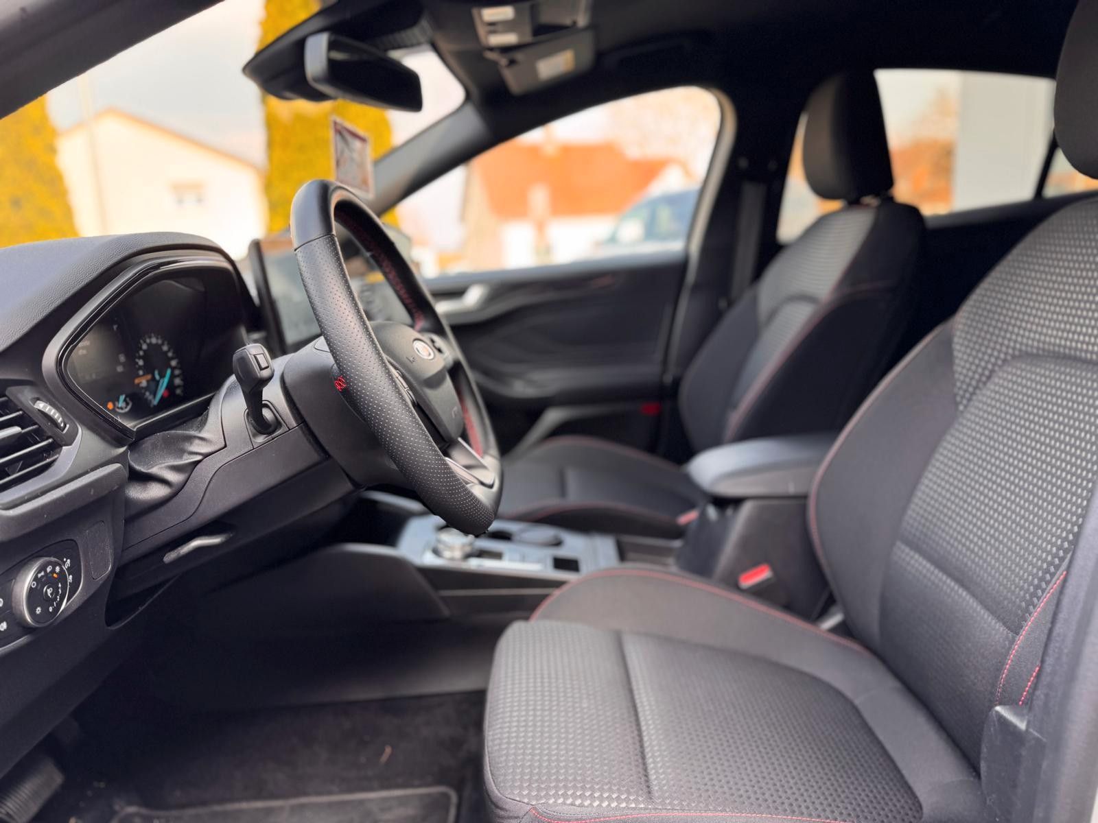 Ford Focus Limousine ST-Line 1.5 ABSTANDSTEMP KAMERA