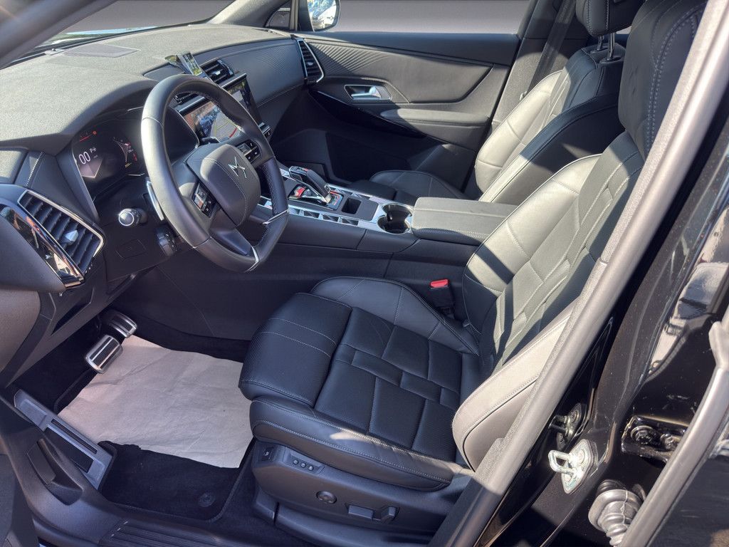 DS Automobiles DS 7 BlueHDI 130 Aut. OPERA LEDER Panoramadach