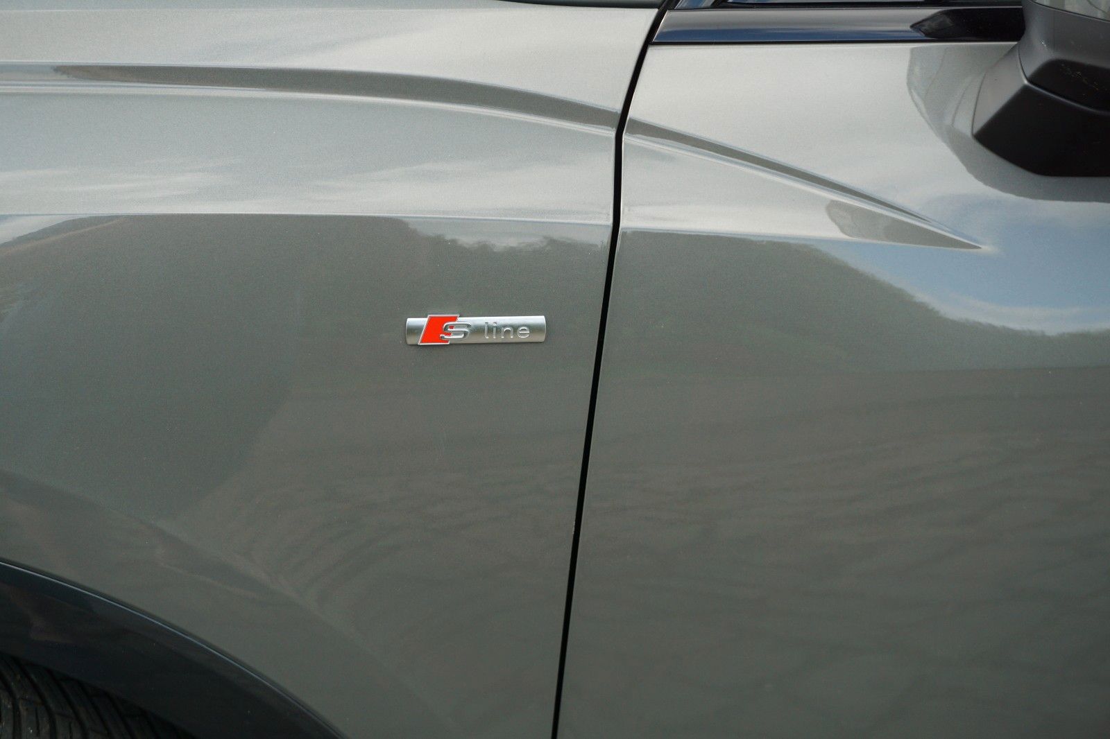 Audi Q3 Sportback 40 TFSI quattro S line - Samsaru's Car Outlet