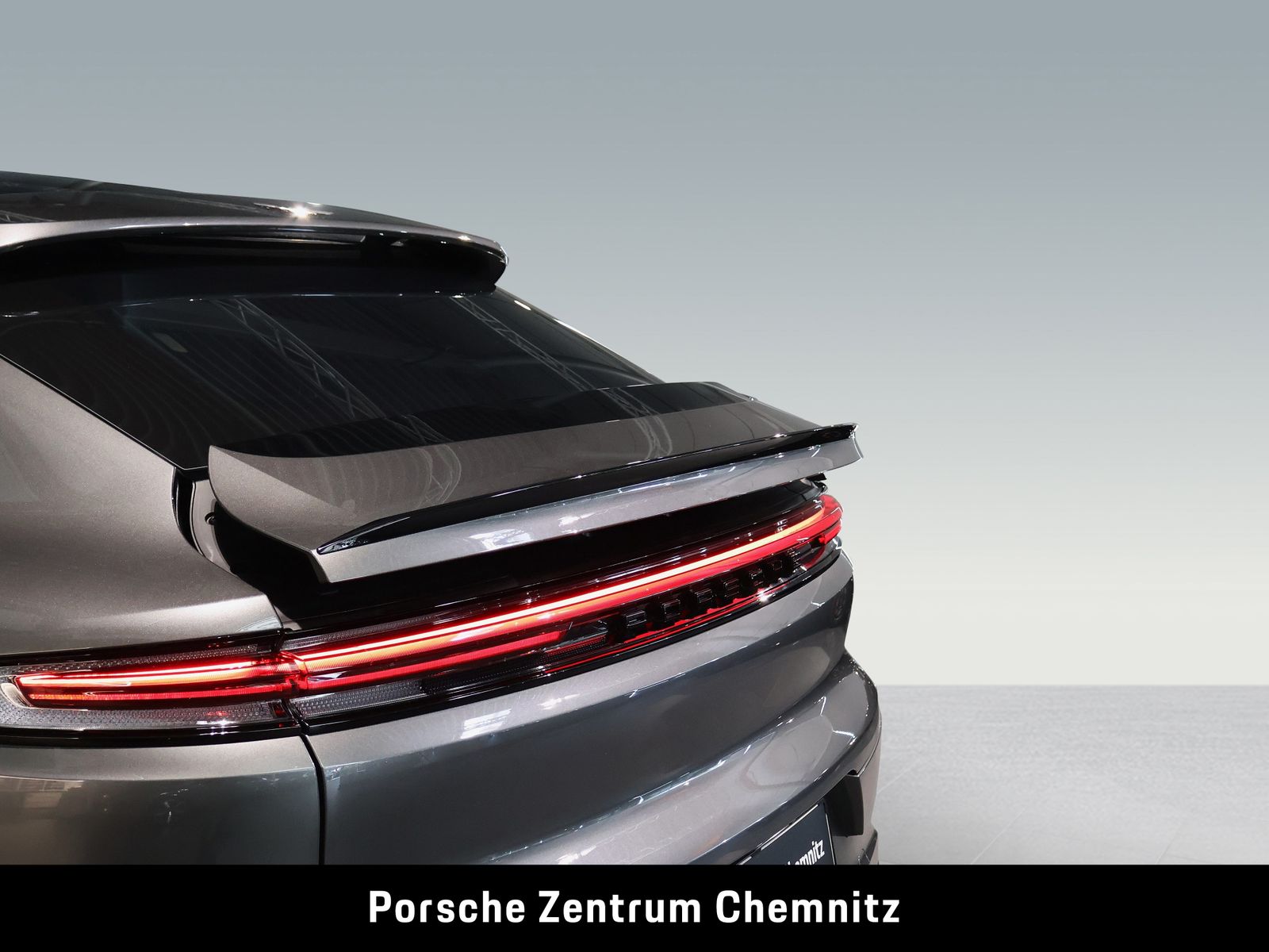 Porsche Cayenne E-Hybrid Coupé Black Edition!;Head-Up;In