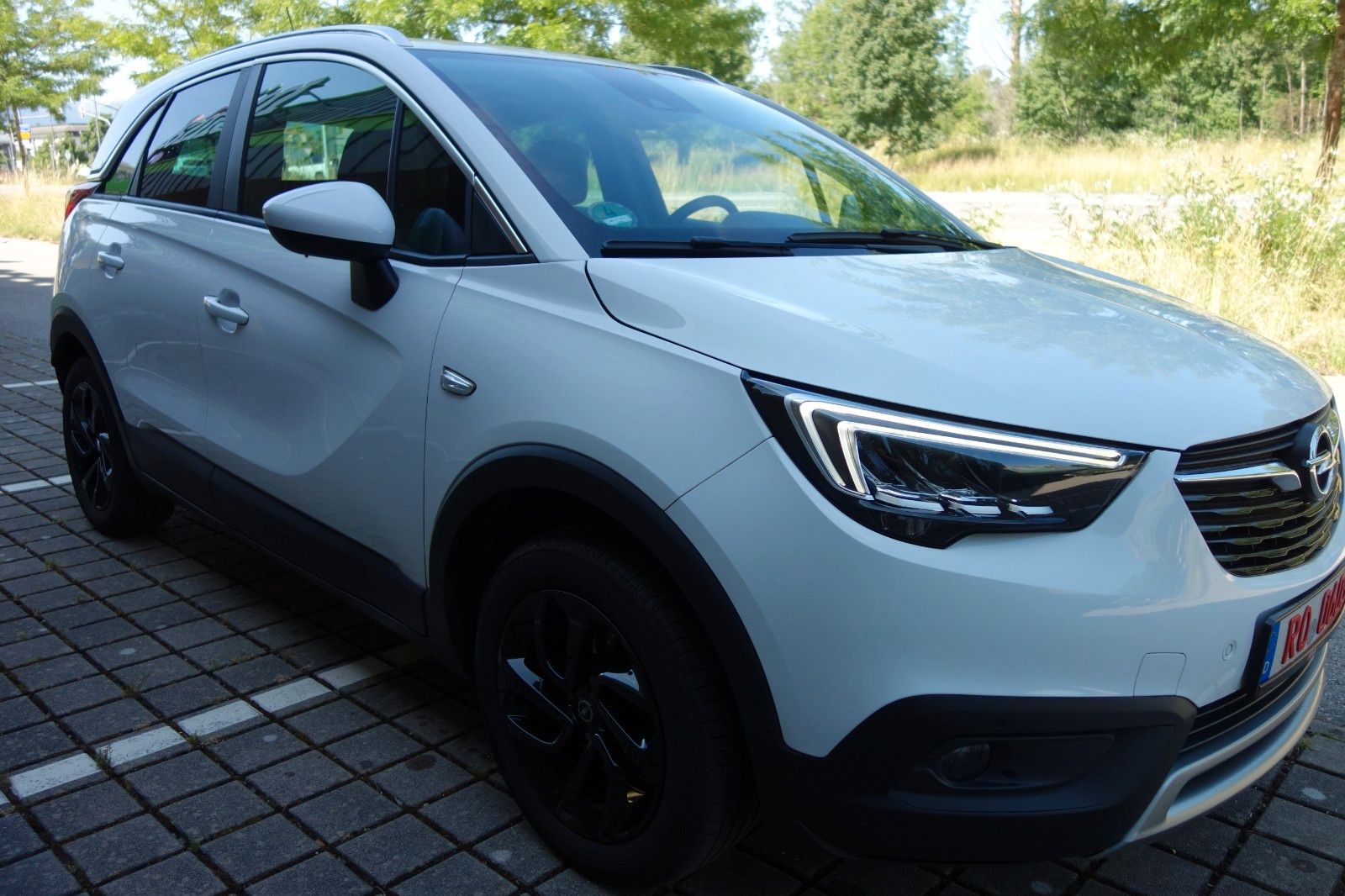 Opel Crossland (X) 1.5D Innovation - Samsaru's Car Outlet